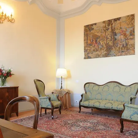 Gasthuis Palazzo Morichelli D'altemps