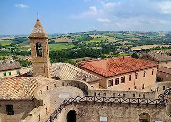 Gasthuis Palazzo Morichelli D'altemps 4*